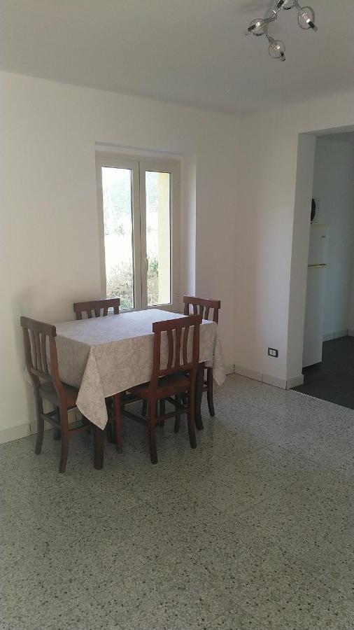 Lake Retreat - Maiella Apartment - Beautiful Lake And Mountain Views Casoli  Buitenkant foto